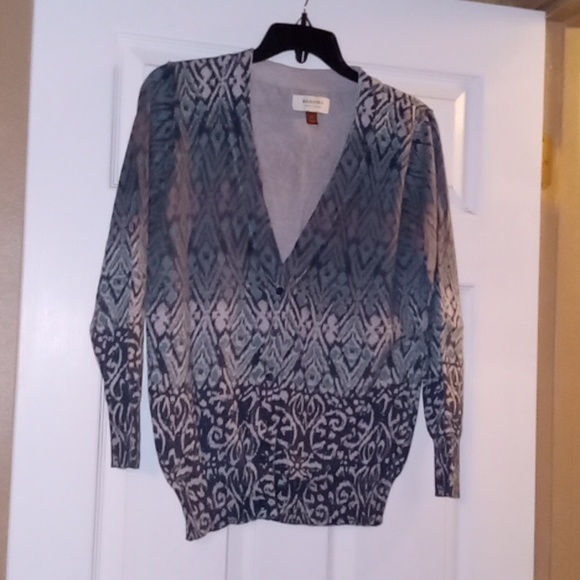 Sweater button Grey w/multiple colors - Picture 1 of 1